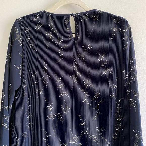 OAK + Fort Blue  and White Pleated Long Sleeve Floral Shift Dress Size S - Picture 4 of 12